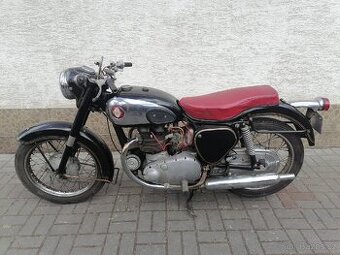 BSA 500