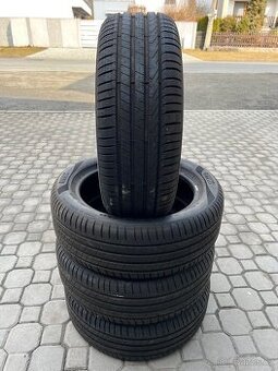 Pneu Pirelli 225/50 R18 - 4ks - letní zánovní jeté 200km