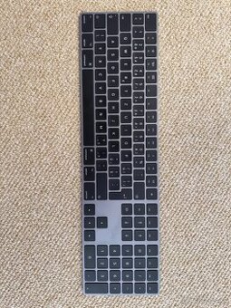 Apple Magic Keyboard + Magic Mouse