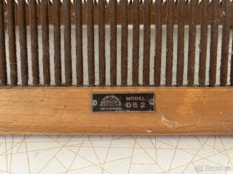 Supraphon Retro Držák Na Desky (LP)