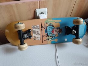 Skateboard