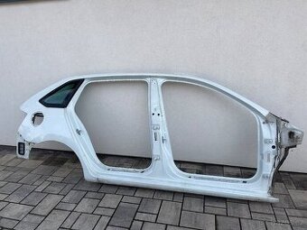 Škoda Rapid -  čtvrtka / půlka - Práva