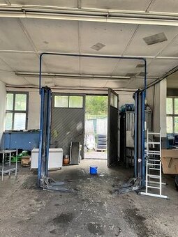 dvou sloupová zdviž od výrobce MAHA Germany 3000 kg - 1