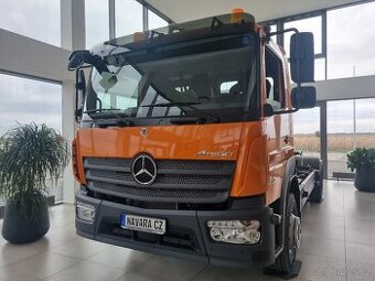 NOVÝ MERCEDES ATEGO NOSIČ KONTEJNERU 10T
