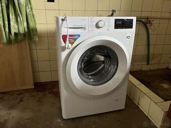 Úsporna pračka LG na 7kg jako nová