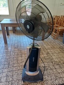 Russel Hobs stojanový ventilátor