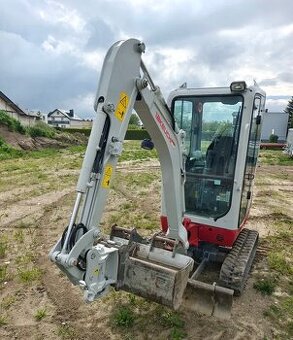 Takeushi TB216