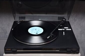TEAC P-490