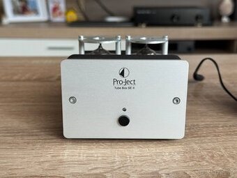 Gramofonovy lampovy predzesilovac Pro-ject - 1