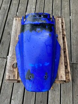 YAMAHA DT 125 originál zadní blatník