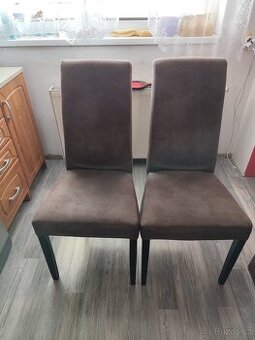 Jídelní rozkládací stůl+4 židle