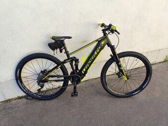 Leader Fox arcon velikost:16" kola:29"