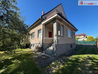 Prodej vícegeneračního rodinného domu o dispozici 5+1 v Doln