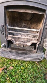 Litinová krbová kamna