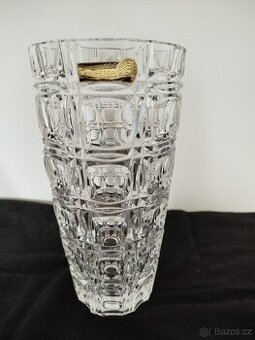 Prodám broušenou vázu