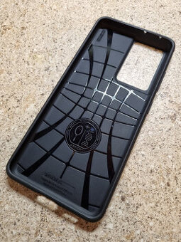 Spigen Rugged Armor - kryt pro Samsung Galaxy S21 Ultra
