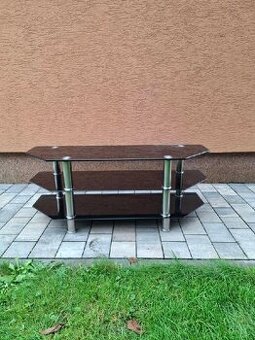 prodán stolek pod televizi