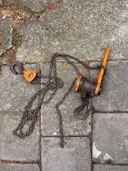 Pákový řetězový zvedák – hupcug REZERVACE PÁTEK