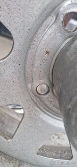 Kola 205/70 R15 DOTZ Suzuki Jimny