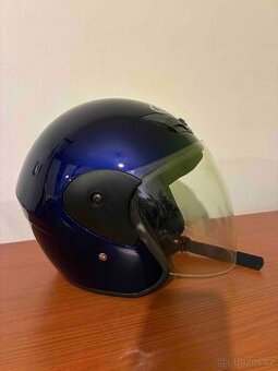 helma zn. Awina L na skůtr, motocykl
