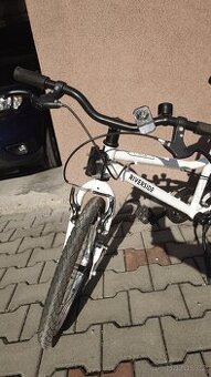 RIVERSIDE  Kolo 20 " jako nové, 6-10 let