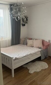 dřevěná postel 120x200