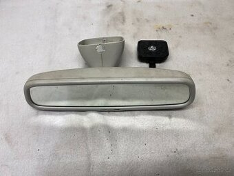 ŠKODA OCTAVIA 2 - SAMOSTMÍVACÍ ZRCÁTKO S DEŠŤOVÝM SENZOREM