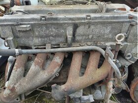 Prodám motor MB 126 280 benzín - 1