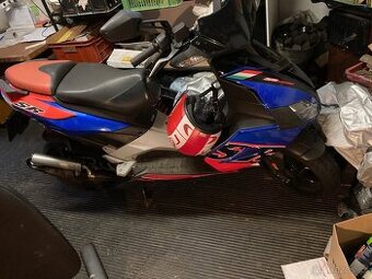 Skutr Aprilia SR 50