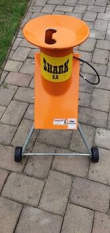 Vares SHARK 2,6 - drtič zahradního odpadu 2,6 kW