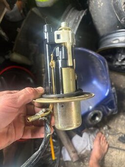 Palivove cerpadlo na Suzuki Gsxr 600 750 04-05