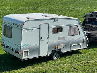 Beyerland Vitesse 430TM, osoby, předstan