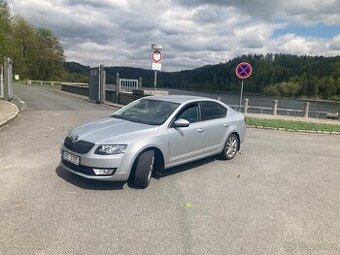 OCTAVIA 3