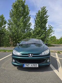 Peugeot 206cc, 1,6 / 80kw / Roland Garros / manuál