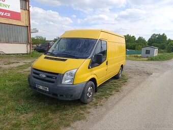 Ford Transit 2,2 funkční, STK 4/2027 , dobré pneu