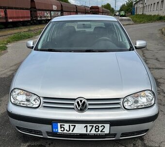 VW Golf IV (4)