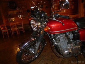 Honda cb 750 four