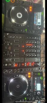 Pioneer CDJ 2000