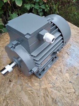 Prodám elektromotor 3 kw. 1400 ot.