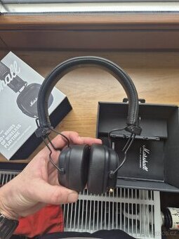 Sluchátka Marshall Major IV Bluetooth černá