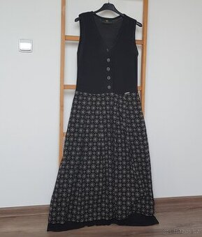 Dámské Dirndl šaty Giesswein. Vel.42.