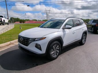 2023 Hyundai Tucson Hybrid