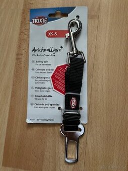 Bezpečnostní pás pro pejska do auta