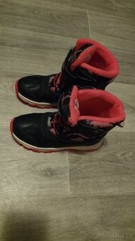 Zimní obuv pro dívky vel. 33 z Lidlu