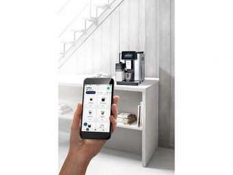 DeLonghi ECAM 610.55.SB PrimaDonna Soul stříbrná