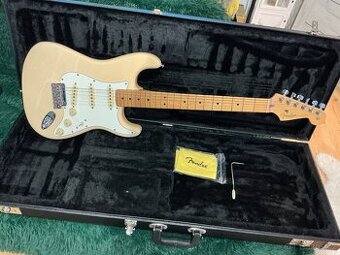 Prodam Fender stratocaster usa