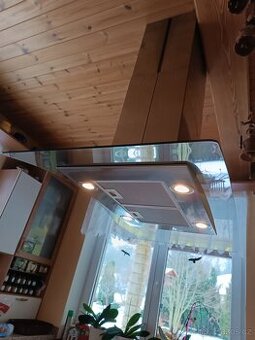 Nerezová ostruvkova digestoř