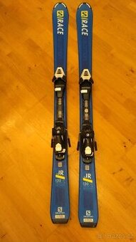 Salomon Race 130 Juniorské sjezdové lyže