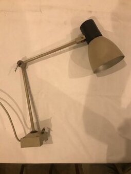 Industriální lampa