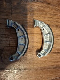 Simson - brzdove celisti